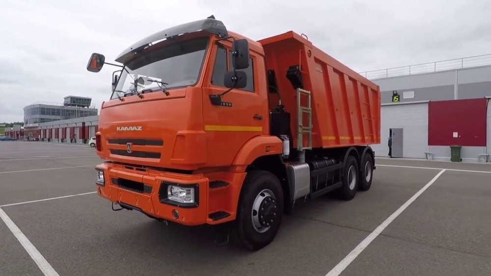 КАМАЗ 6520 самосвал