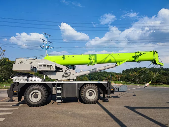 Кран самоходный Zoomlion ZRT400